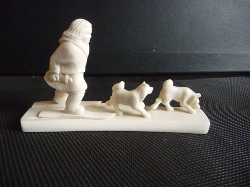 Netsuke inuit mit - netsuke,