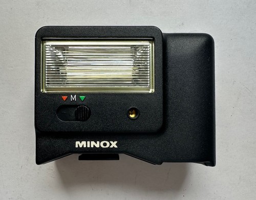 Minox kamera blitz - 35,