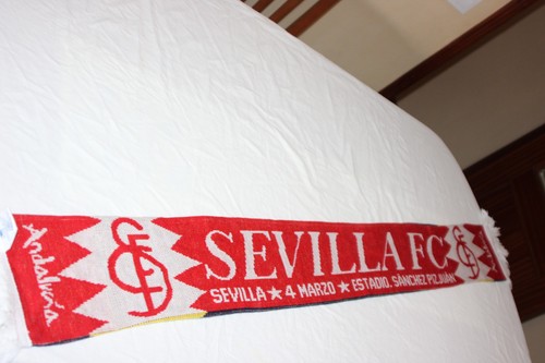 Schal sevilla fenerbahce - vs,