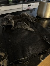 Ärmellose Felljacke Größe 38 , schwarz Fell grau/beige