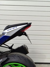 kurzer Kennzeichenhalter