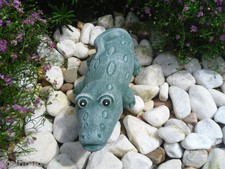 Steinfigur Krokodil