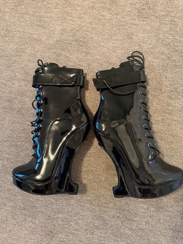 Lack high heels extrem mit - high,