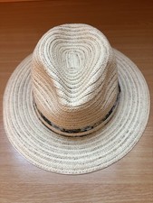 Chillouts Phyrgos Hut Größe