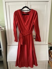 ZARA rotes Plissee-Kleid –