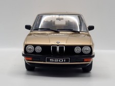 BMW 520i E28 1987 gold