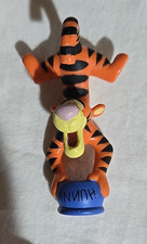 Winnie the Pooh & Tigger