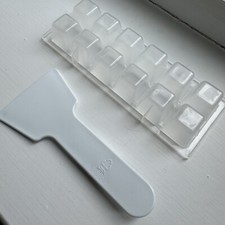 Eiswürfelschale & Eiskratzer