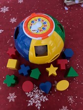 Kleinkind Steckball, mit