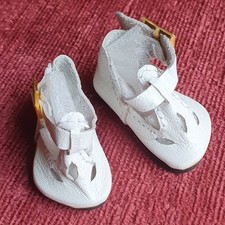 Spangenschuhe (Puppenschuhe)