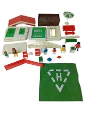 PLAYMOBIL Puppenhaus Mehrfarbig mit Figuren Möbel Zubehör Spielset