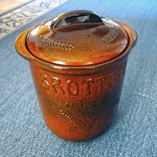 Schöner Brottopf aus Keramik