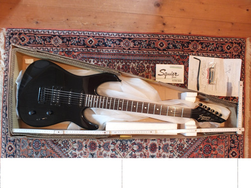Fender squier aus - squier,