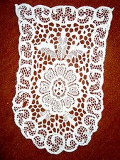 kleine wertvolle Gardine, Fensterbild, aus Guipure-Spitze Handarbeit! 20x30 cm