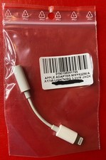 Original Apple 3.5mm auf Lightning Audio AUX Adapter MMX62ZM/A A1749 Weiß Bulk