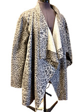 Neu - Kuscheljacke Jacke von