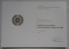 DDR Urkunde Medaille Treue