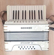 Hohner Student II Akkordeon