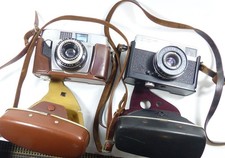 2  Agfa  Fotos mit Ledertasche
