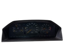 Mercedes W124 T Tacho