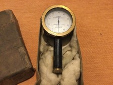 Vintage..Gummi Härtemessgerät..funktioniert....Casartelli&son..Messingbeschläge..