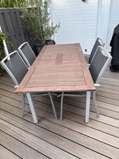 Ausziehbarer Terassentisch Teak   (1,0/1,8 m) mit 4Stühlen (stapelbar)