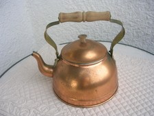 Vintage / KUPFER Teekessel Wasserkessel Wasserkocher  Kupferfarben / Holzgriff