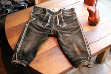 Schöne alte bestickte