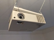 FULL HD 1080 Acer H6510BD 3.000 AnsiLumen Beamer 10.000:1 Kontrast, 2xHDMI