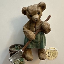 Gilde Teddybären Handwerk Gärtner Laub Bären  Handarbeit gemalt Sammler 