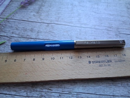 Blauer pelikan pelikano - blauer,