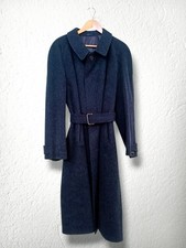 Blauer langer Mantel aus