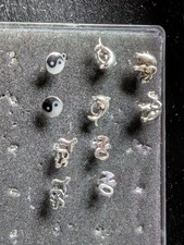 5 verschiedene Ohrstecker aus