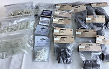 Hacken, Holzringe, Klemmen,Konvolut für Gardinenstangen, aus Nachlass