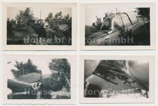 121085, 4 Fotos: Getarnte Junkers JU-87 Stuka, Detail Kanzel, Bombenaufhängung