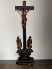Antikes Standkreuz/ Wandkreuz mit Beweinungsfiguren, 17. Jh, Holz