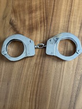 Handschellen Polizei/Marke