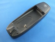 UHI Mercedes mobile phone