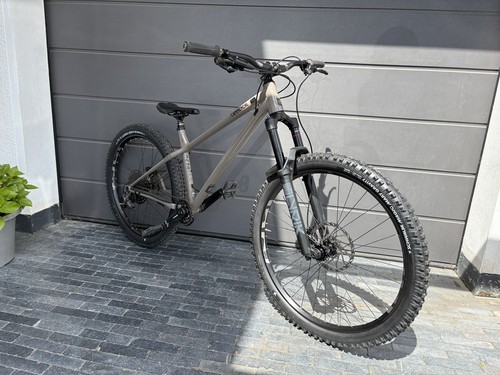 Commencal meta mullet - v2,