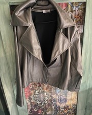 Stylische Jacke In Silber Optik 