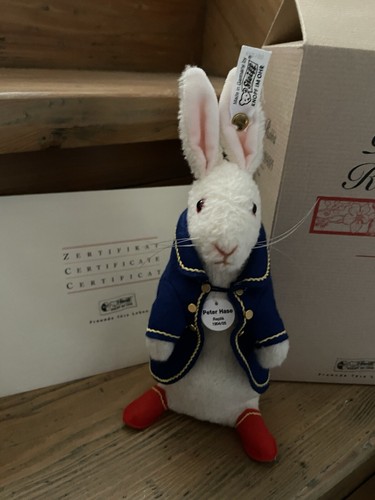 Steiff teddy bear collectors - bear, collectors'