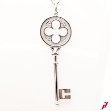 Tiffany & Co. 18K Weißgold 4 Diamant Quatrefoil Schlüsselanhänger und Halskette
