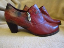 "Laura Vita"  Schuhe Damen  Halbschuhe Slipper  Leder Rot Gr.38 /Weite F getr