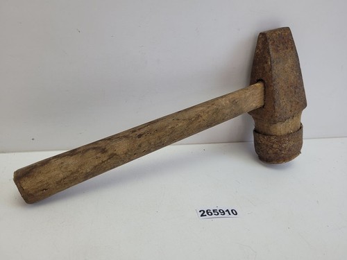 Holzhammer mit eisenring - holzhammer,