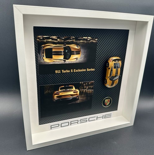 PORSCHE-MODELL-FRAME-ART