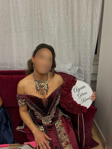 Hennakleid bindallı - hennakleid, /