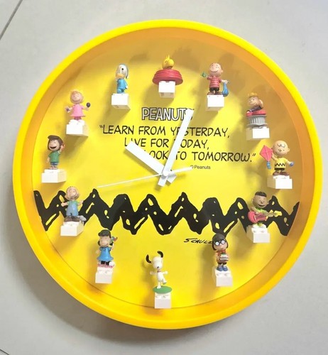 Snoopy peanuts gelbe wanduhr - snoopy,