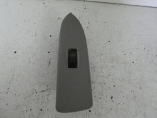 Mazda 323F BJ Bj 2002 Fensterheberschalter vorne rechts