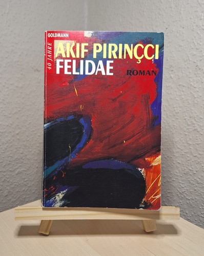 Akif pirinçci felidae - -,