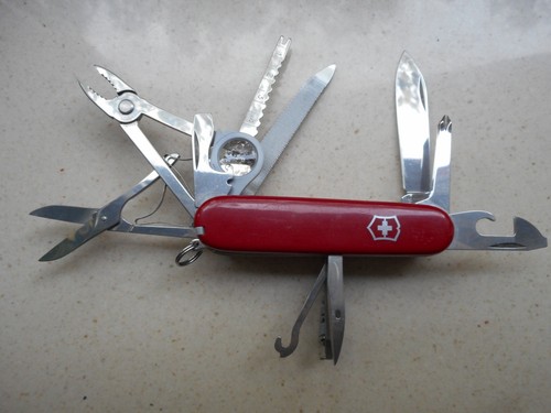 Victorinox swiss army knife - victorinox,